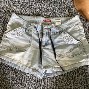 Denim shorts with drawstring